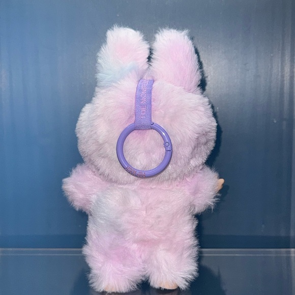 POP MART: LUCK LABUBU from THE MONSTERS Big Into Energy Series - Picture 3 of 5